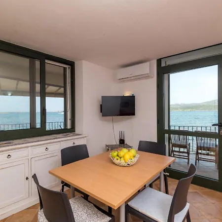 Donatella By Interhome