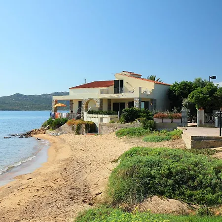 Donatella By Interhome * Cannigione